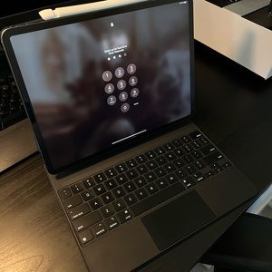 🔺SOLD🔻 iPad Pro 12.9” | Magic Keyboard | Apple Pencil